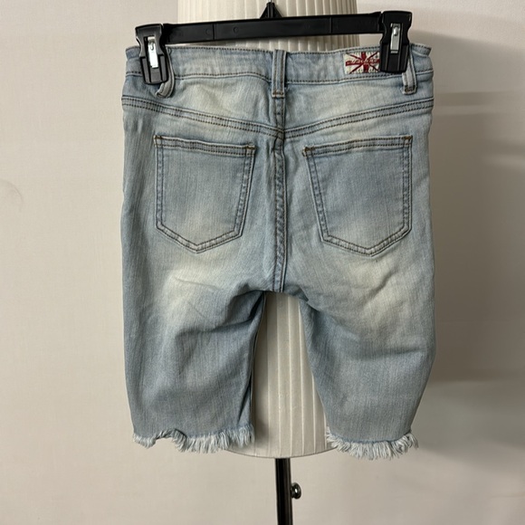 Machine Pour Neuf Mode EUC Light Ripped Denim Shorts - Picture 6 of 13